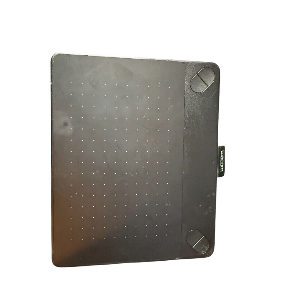 Wacom Intuos Photo Pen and‎ Touch Tablet – No Cables or Pen